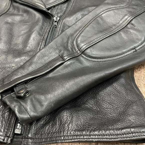 Leather Motorcycle 🏍️ Jacket - Picture 5 of 9